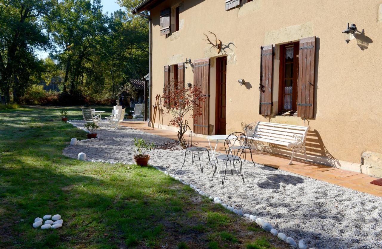 Bed and Breakfast L'Atelier Du Grison Callen Exterior foto